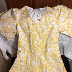 Brand New Banana Republic Yellow and White Dress
